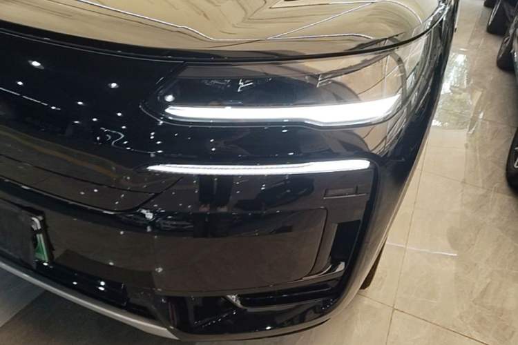 Used Denza N9 2025 Flagship Model Left Front Headlight