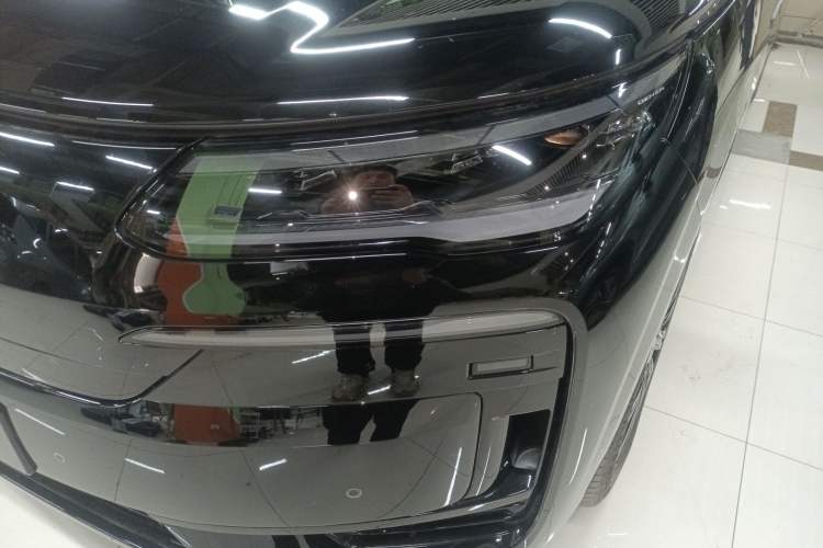 Used Denza N9 2025 Flagship Model Left Front Headlight