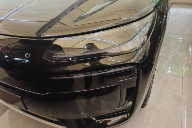 Used Denza N9 2025 Flagship Model Left Front Headlight