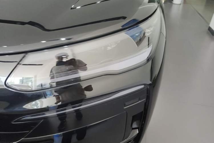Used Denza N9 2025 Prestige Version Left Front Headlight