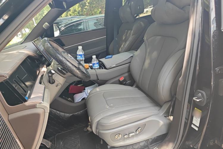 Used Denza N9 2025 Prestige Version Left Front Seat