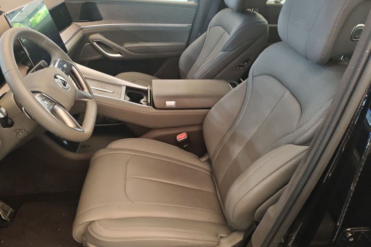 Used Denza N9 2025 Flagship Model Left Front Seat