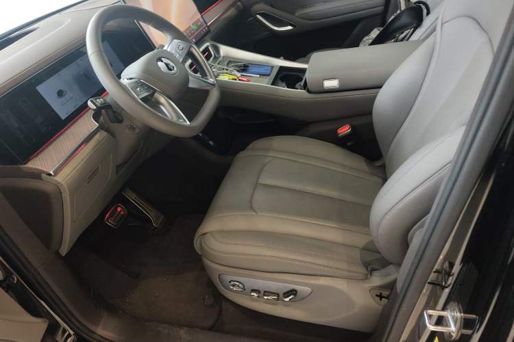 Used Denza N9 2025 Prestige Version Left Front Seat