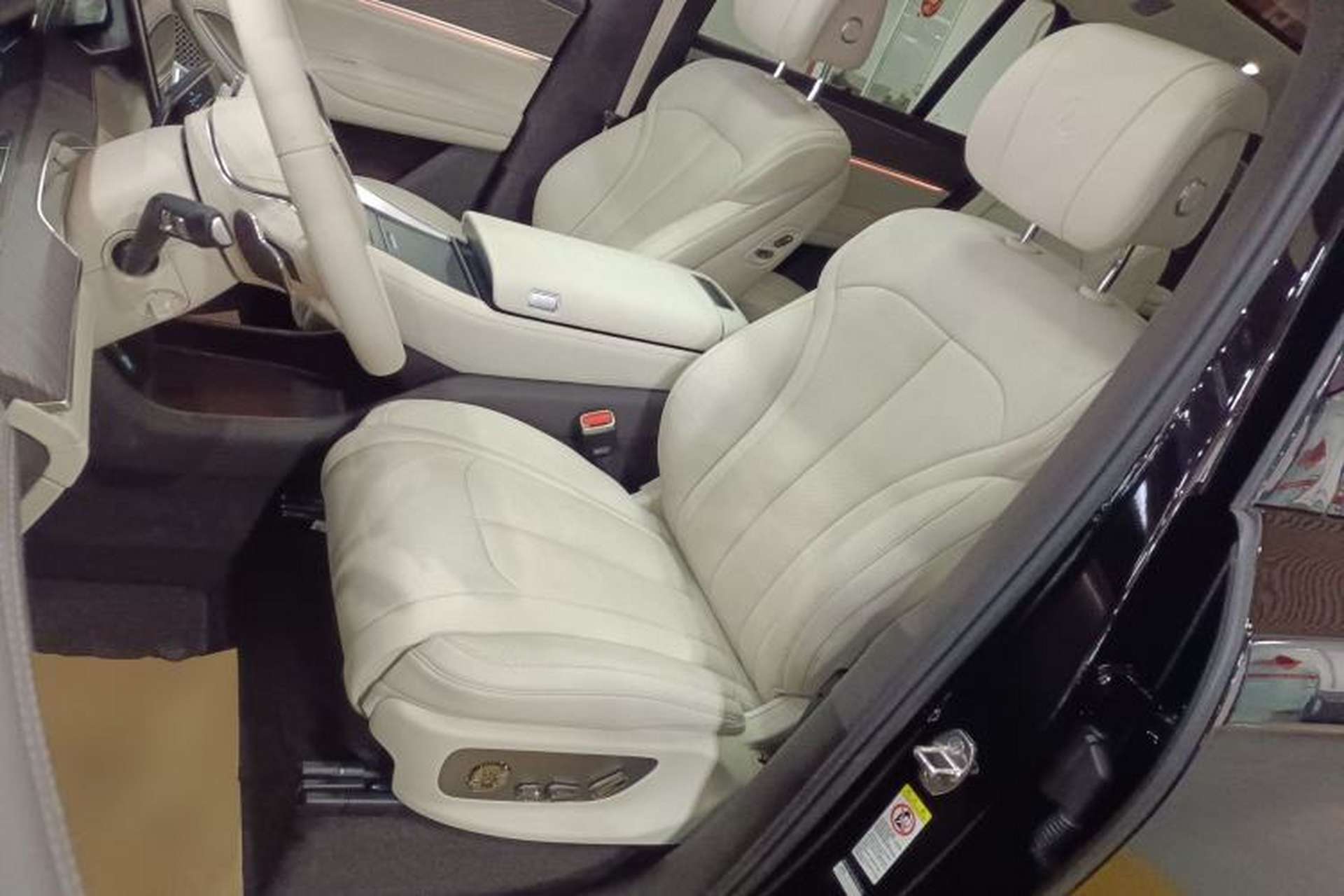 Used Denza N9 2025 Prestige Version Left Front Seat