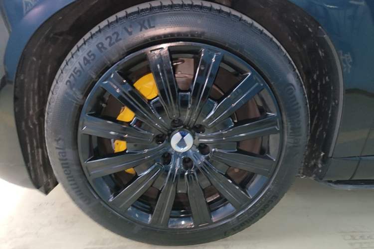 Used Denza N9 2025 Prestige Version Left Front Wheel Hub