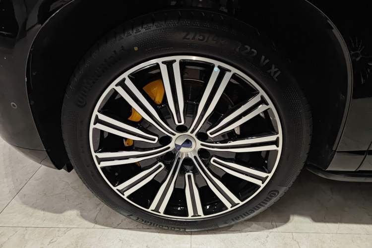 Used Denza N9 2025 Flagship Model Left Front Wheel Hub