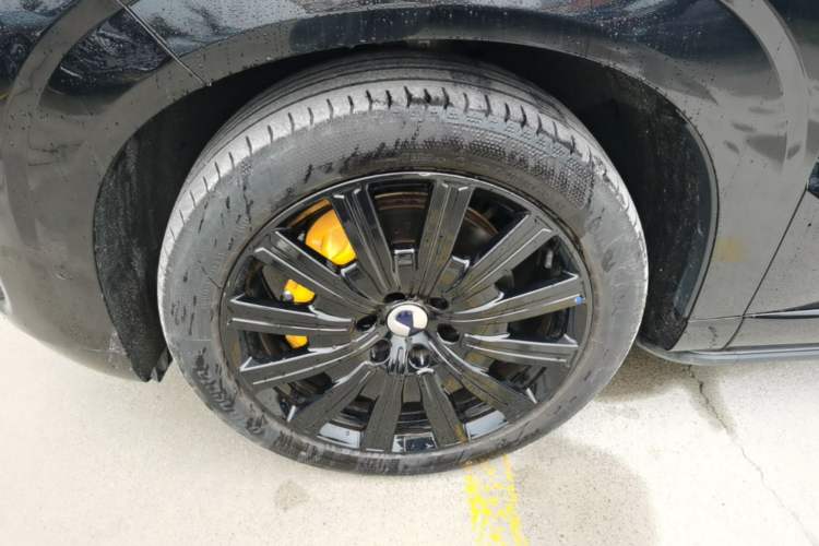 Used Denza N9 2025 Flagship Model Left Front Wheel Hub