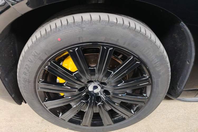 Used Denza N9 2025 Flagship Model Left Front Wheel Hub