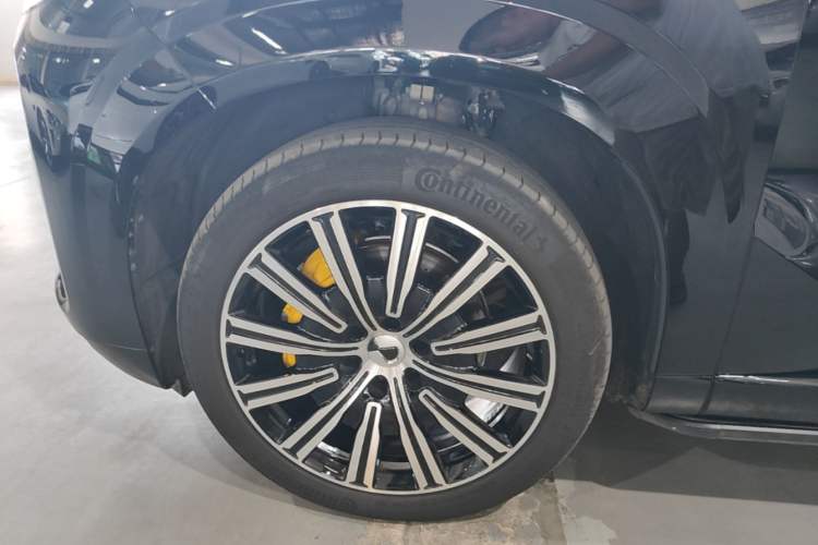 Used Denza N9 2025 Prestige Version Left Front Wheel Hub