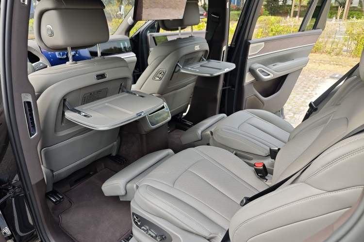 Used Denza N9 2025 Flagship Model Left Rear Seat