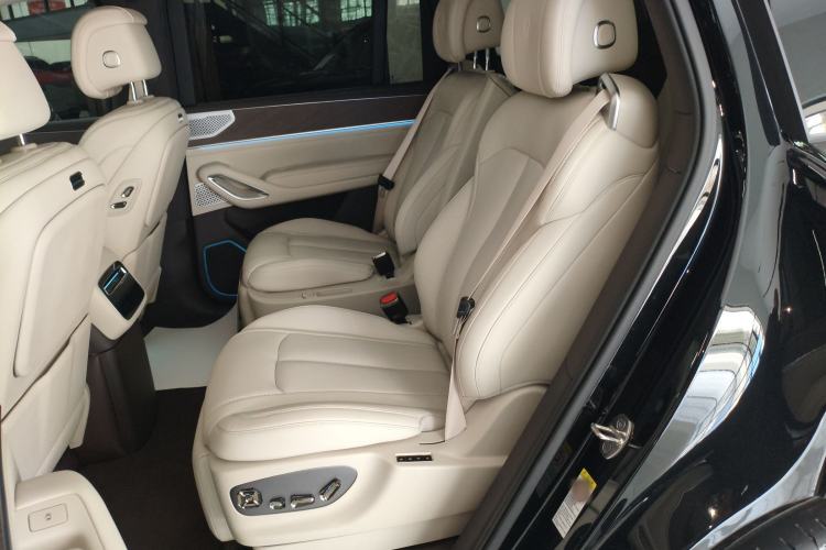 Used Denza N9 2025 Flagship Model Left Rear Seat