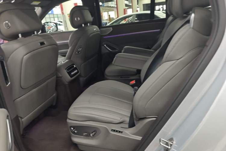 Used Denza N9 2025 Prestige Version Left Rear Seat