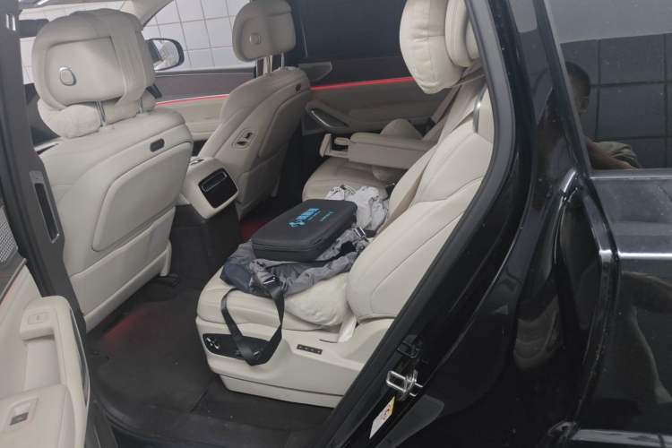 Used Denza N9 2025 Prestige Version Left Rear Seat