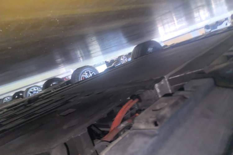 Used Denza N9 2025 Prestige Version Left Side Sill