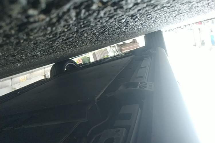 Used Denza N9 2025 Flagship Model Left Side Sill