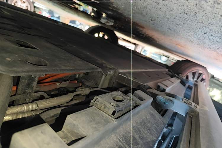 Used Denza N9 2025 Flagship Model Left Side Sill