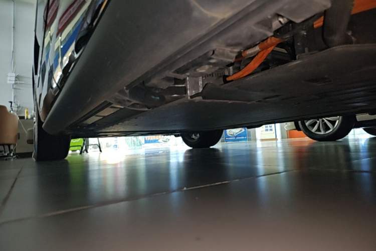 Used Denza N9 2025 Prestige Version Left Side Sill