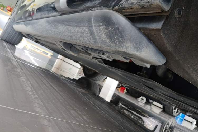 Used Denza N9 2025 Flagship Model Left Side Sill