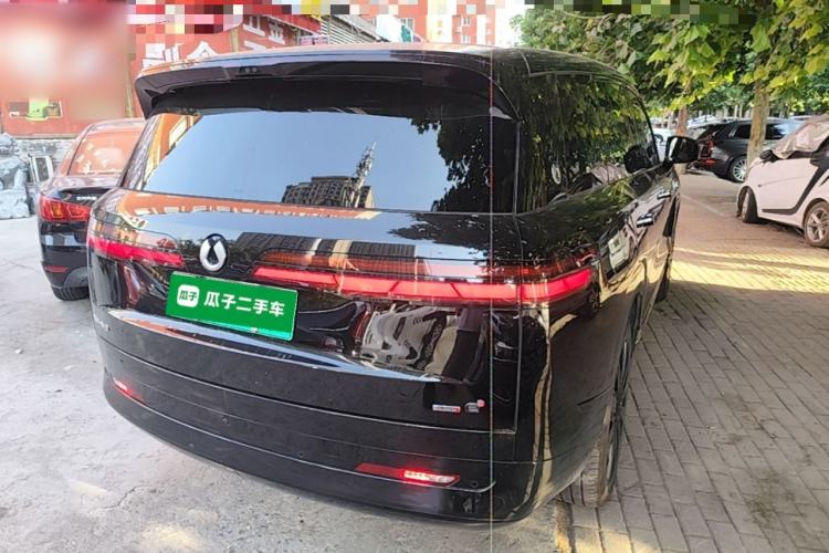 Used Denza N9 2025 Flagship Model Rear Right 45 Deg