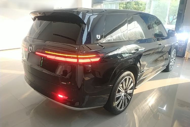 Used Denza N9 2025 Flagship Model Rear Right 45 Deg