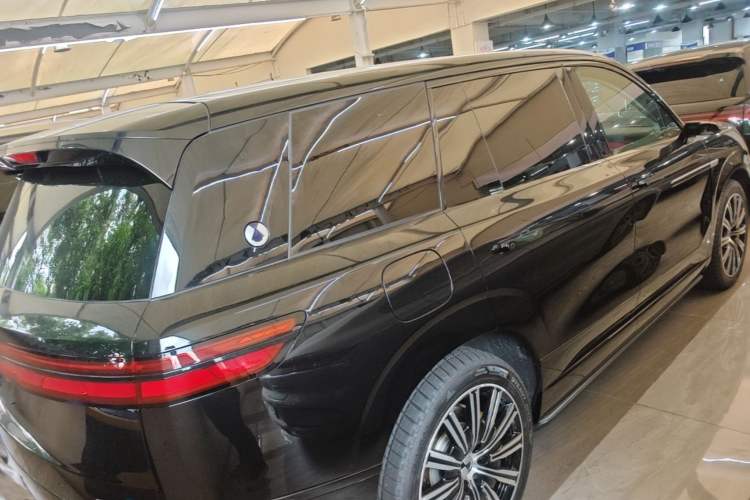 Used Denza N9 2025 Flagship Model Rear Right 45 Deg