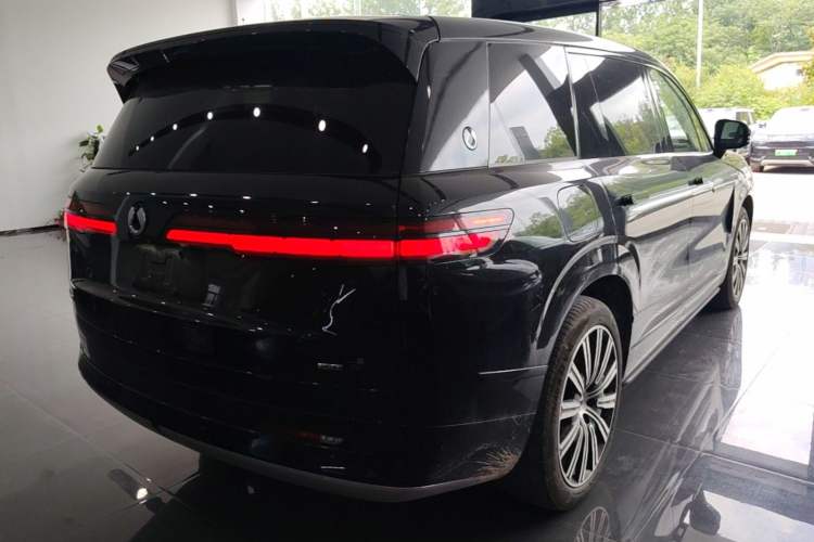 Used Denza N9 2025 Flagship Model Rear Right 45 Deg