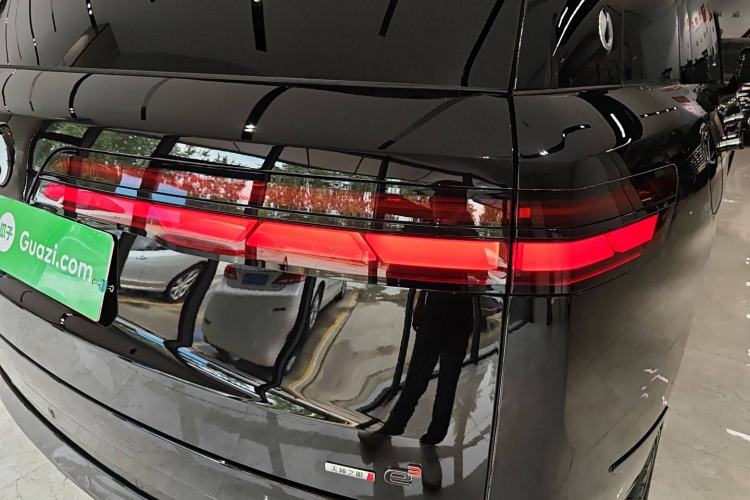 Used Denza N9 2025 Flagship Model Right Rear Taillight