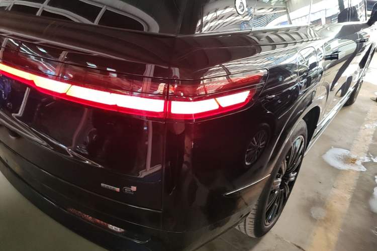 Used Denza N9 2025 Prestige Version Right Rear Taillight