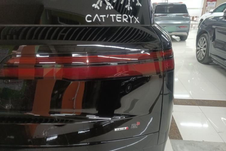 Used Denza N9 2025 Flagship Model Right Rear Taillight