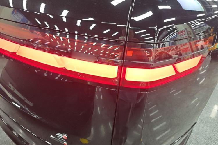 Used Denza N9 2025 Prestige Version Right Rear Taillight