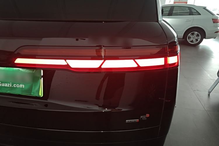 Used Denza N9 2025 Flagship Model Right Rear Taillight