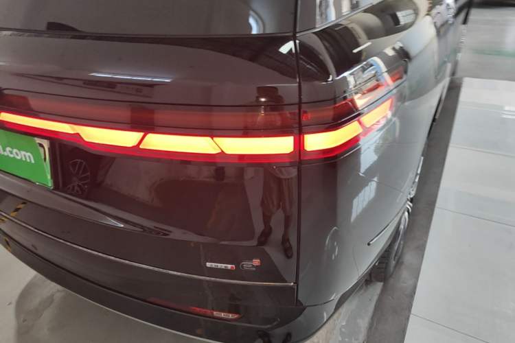 Used Denza N9 2025 Prestige Version Right Rear Taillight
