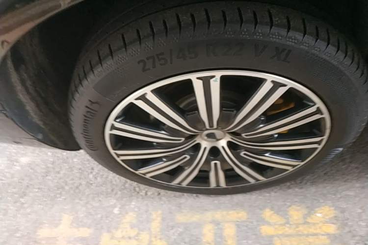 Used Denza N9 2025 Flagship Model Right Rear Wheel Hub