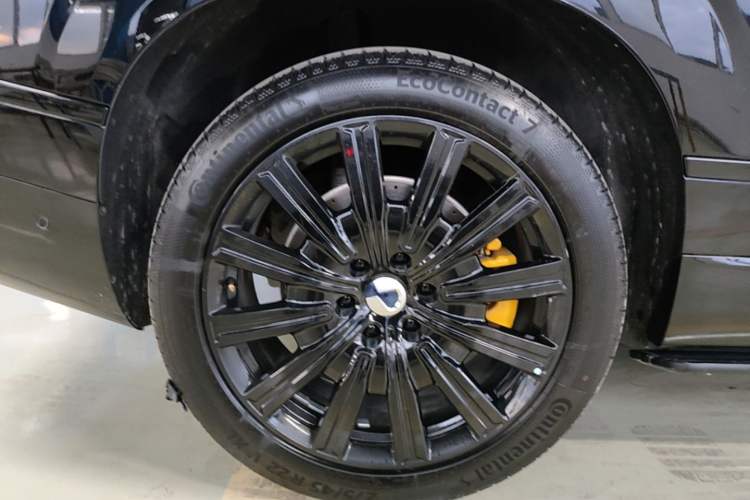 Used Denza N9 2025 Prestige Version Right Rear Wheel Hub