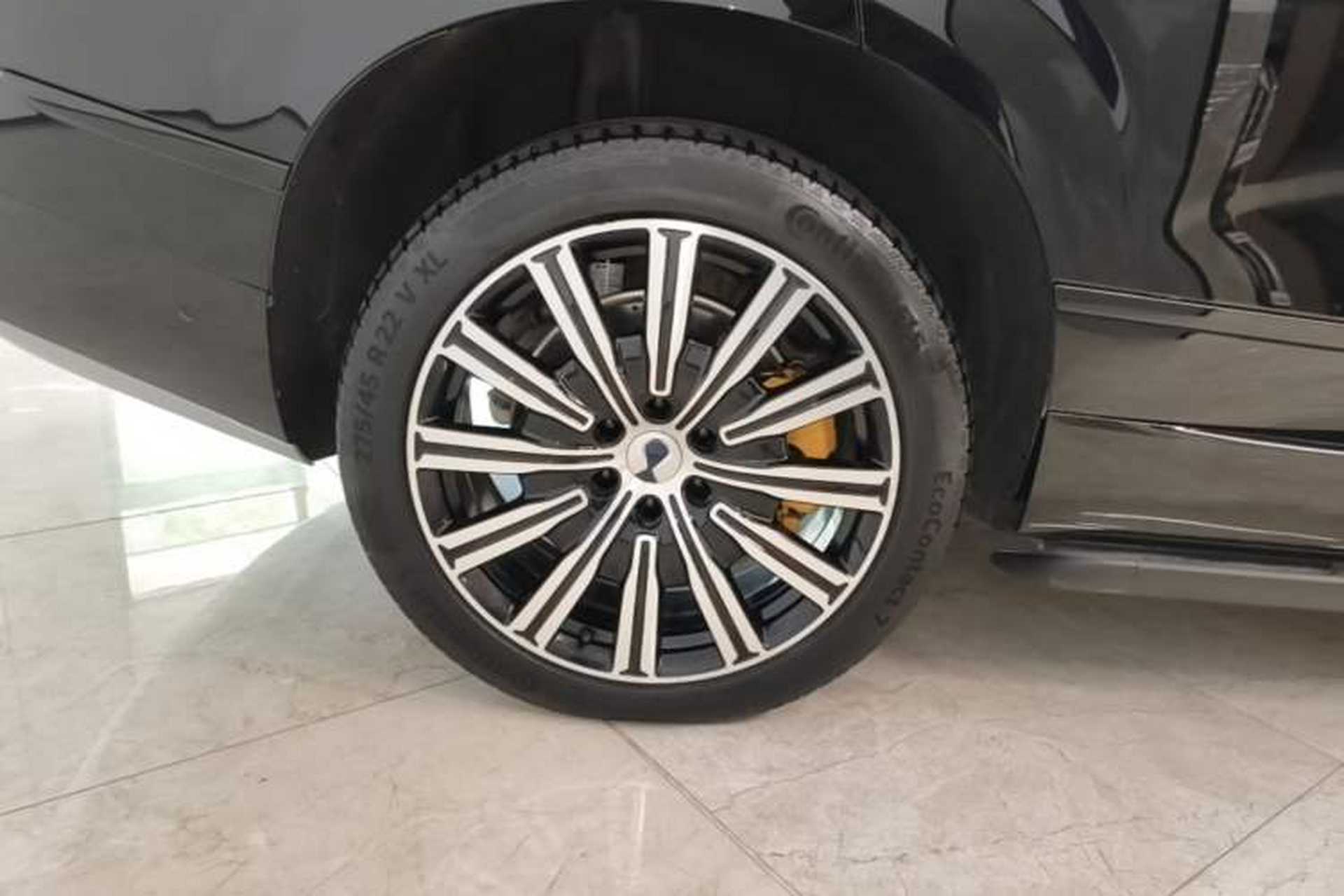 Used Denza N9 2025 Prestige Version Right Rear Wheel Hub