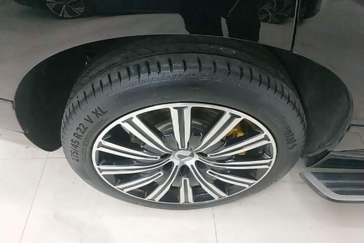 Used Denza N9 2025 Flagship Model Right Rear Wheel Hub