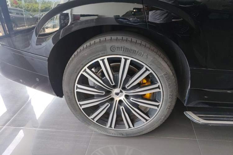 Used Denza N9 2025 Flagship Model Right Rear Wheel Hub