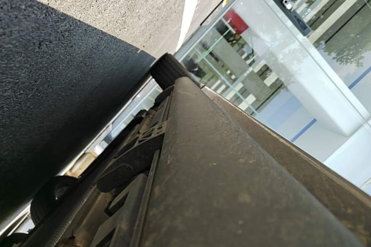 Used Denza N9 2025 Flagship Model Right Side Sill