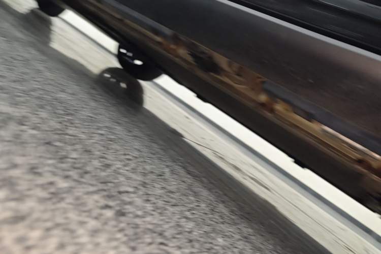 Used Denza N9 2025 Prestige Version Right Side Sill