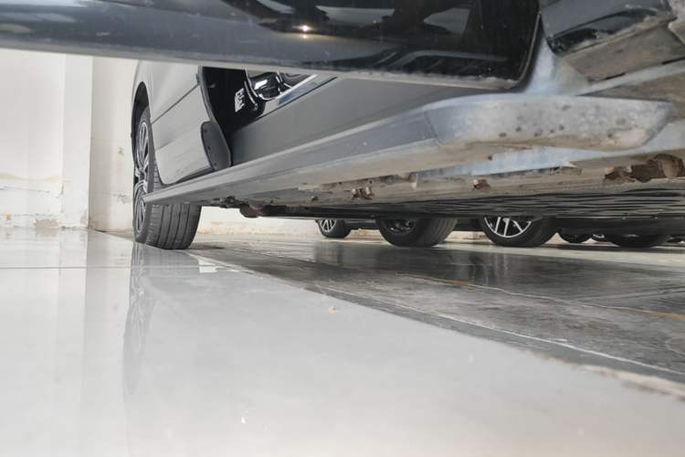Used Denza N9 2025 Prestige Version Right Side Sill
