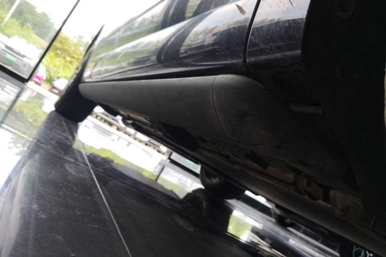 Used Denza N9 2025 Flagship Model Right Side Sill