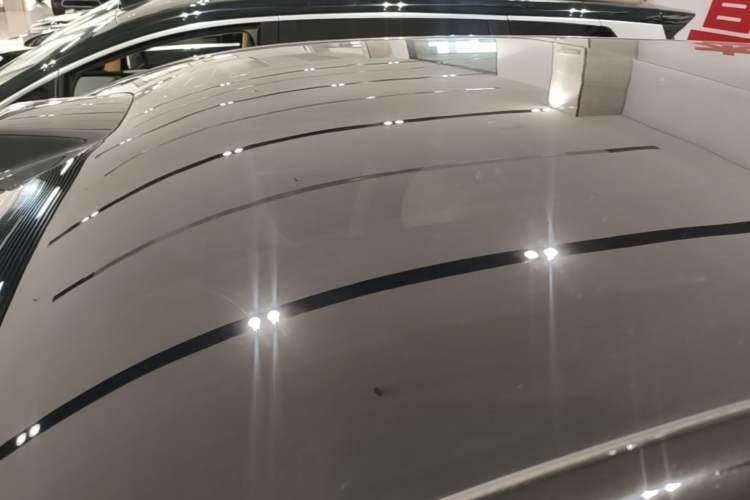 Used Denza N9 2025 Flagship Model Roof