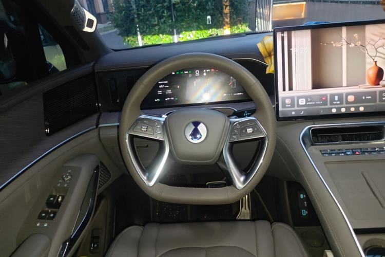 Used Denza N9 2025 Prestige Version Steering Wheel