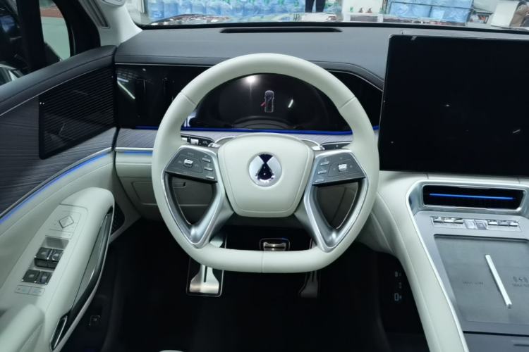 Used Denza N9 2025 Prestige Version Steering Wheel