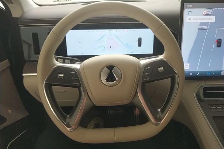 Used Denza N9 2025 Flagship Model Steering Wheel