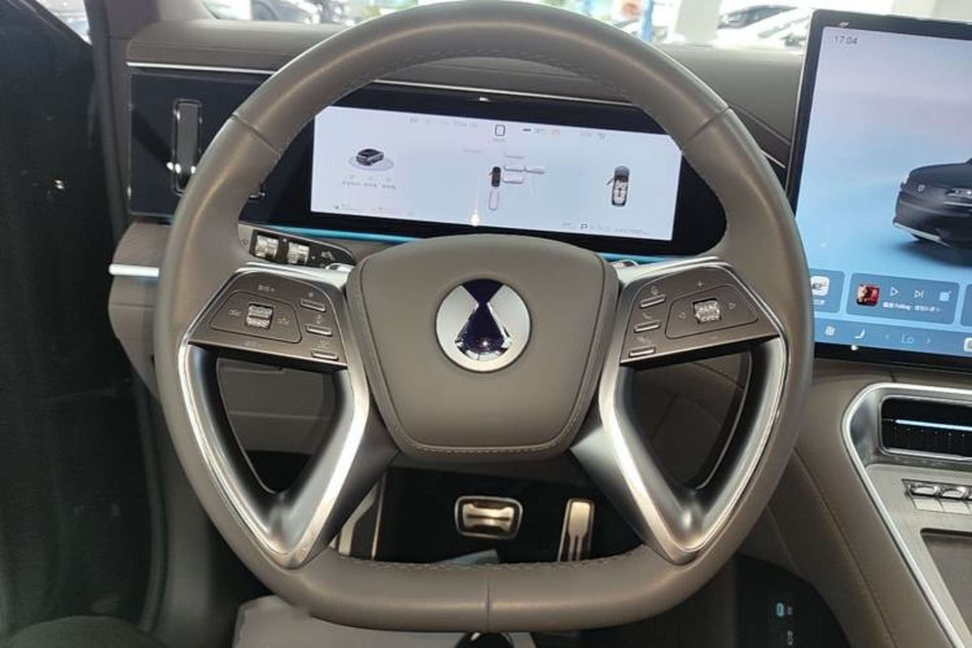 Used Denza N9 2025 Flagship Model Steering Wheel
