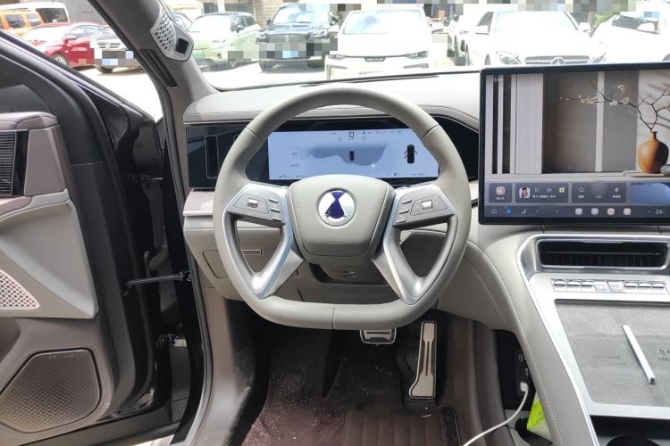 Used Denza N9 2025 Flagship Model Steering Wheel