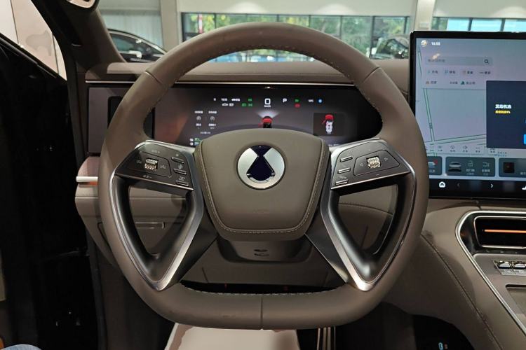 Used Denza N9 2025 Flagship Model Steering Wheel