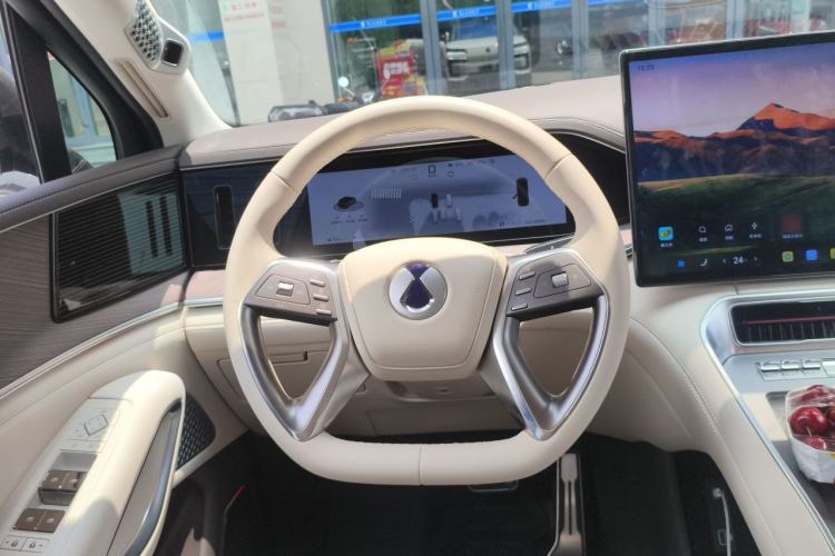 Used Denza N9 2025 Flagship Model Steering Wheel