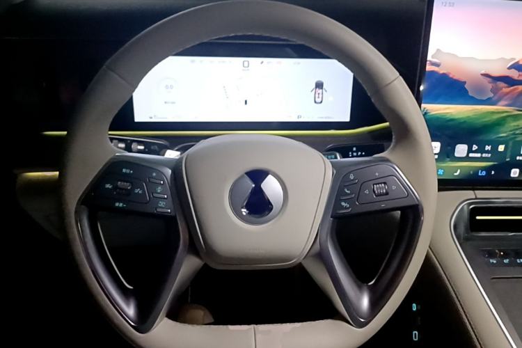 Used Denza N9 2025 Flagship Model Steering Wheel